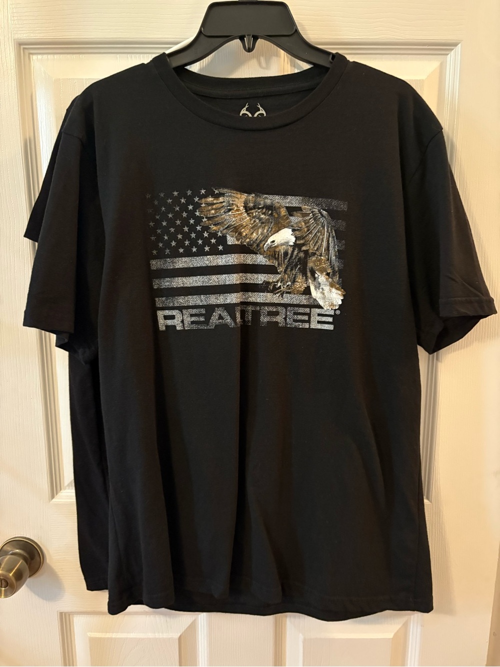 2 Piece Realtree Men+Women T-shirts
